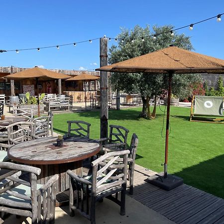 Lodges En Provence - Ecogites & Restaurant Insolites Richerenches Zewnętrze zdjęcie