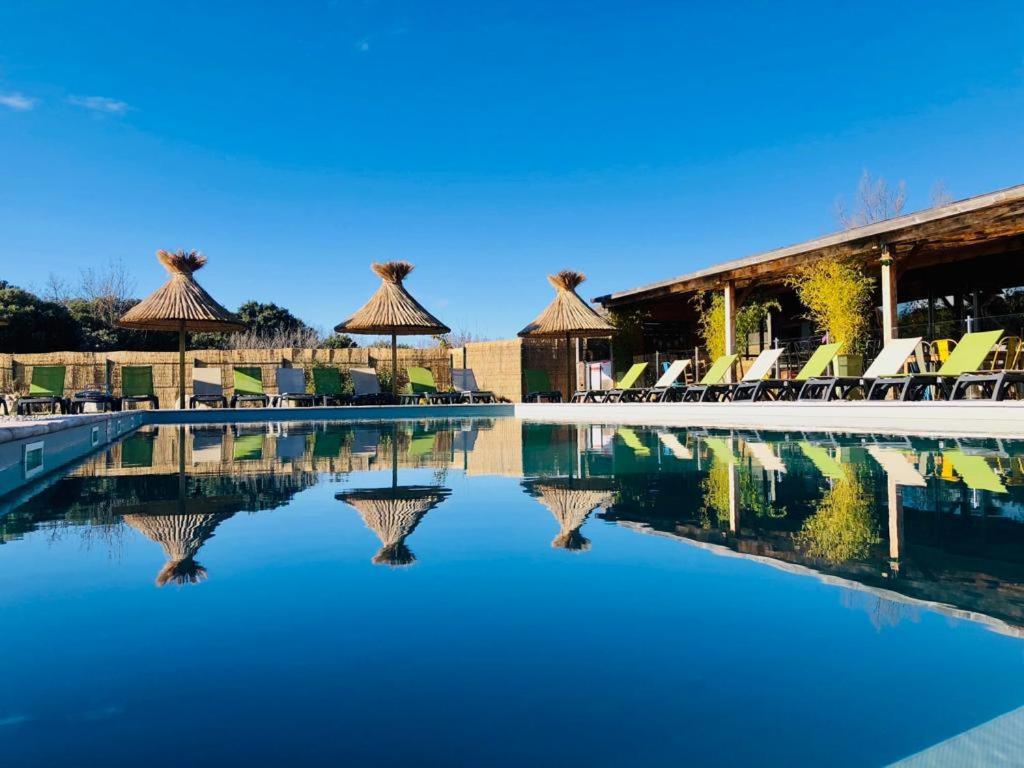 Lodges En Provence - Ecogites & Restaurant Insolites Richerenches Zewnętrze zdjęcie