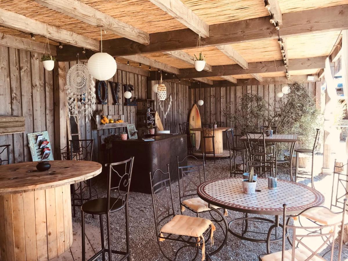 Lodges En Provence - Ecogites & Restaurant Insolites Richerenches Zewnętrze zdjęcie