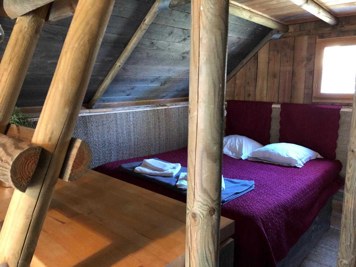 Lodges En Provence - Ecogites & Restaurant Insolites Richerenches Zewnętrze zdjęcie