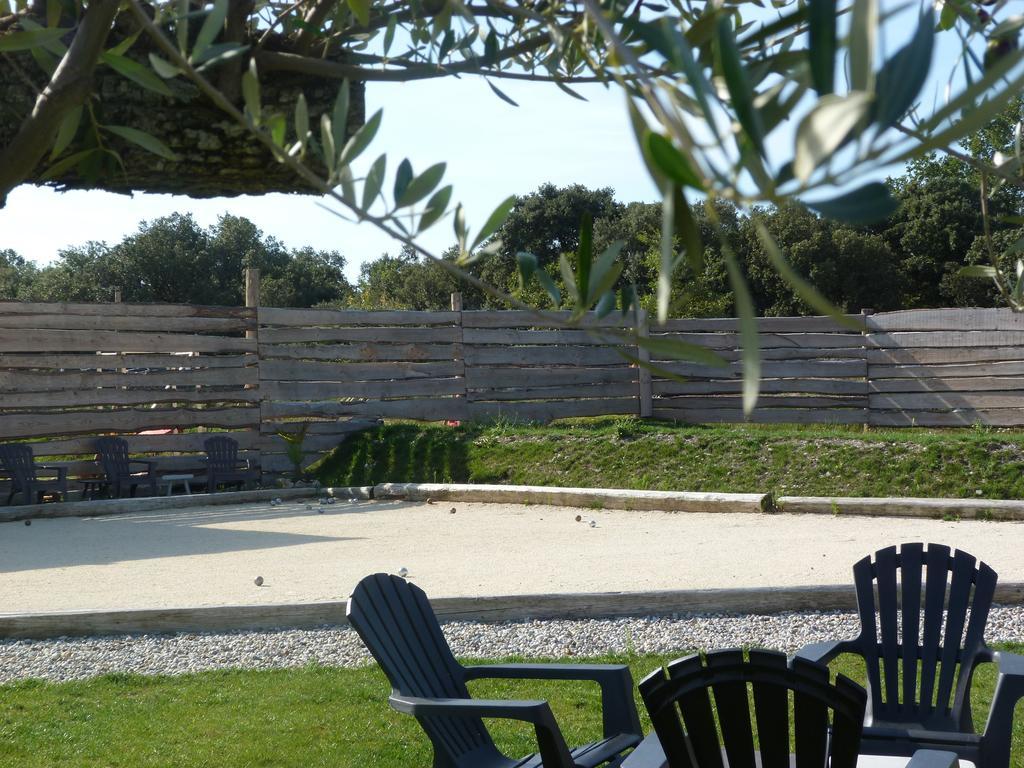 Lodges En Provence - Ecogites & Restaurant Insolites Richerenches Zewnętrze zdjęcie
