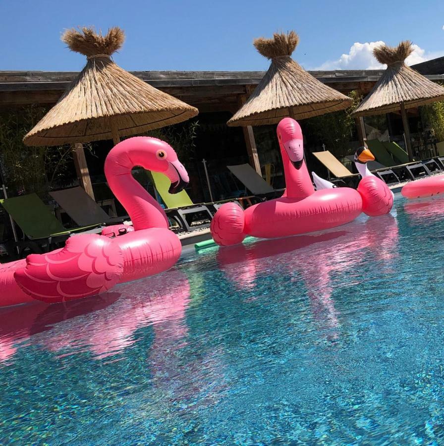 Lodges En Provence - Ecogites & Restaurant Insolites Richerenches Zewnętrze zdjęcie
